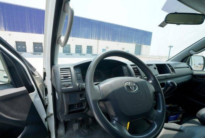 Hiace5493PicE